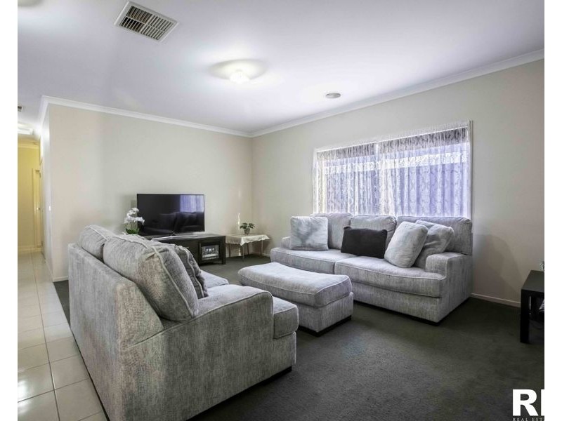 3 Bancroft St, Wollert VIC 3750