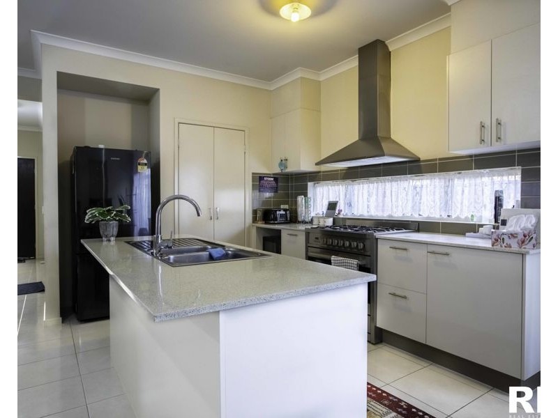 3 Bancroft St, Wollert VIC 3750