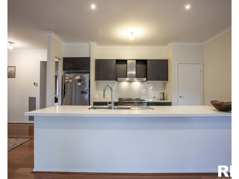 2 FLETCHER STREET, Epping VIC 3076