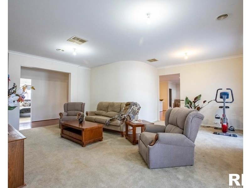 2 FLETCHER STREET, Epping VIC 3076