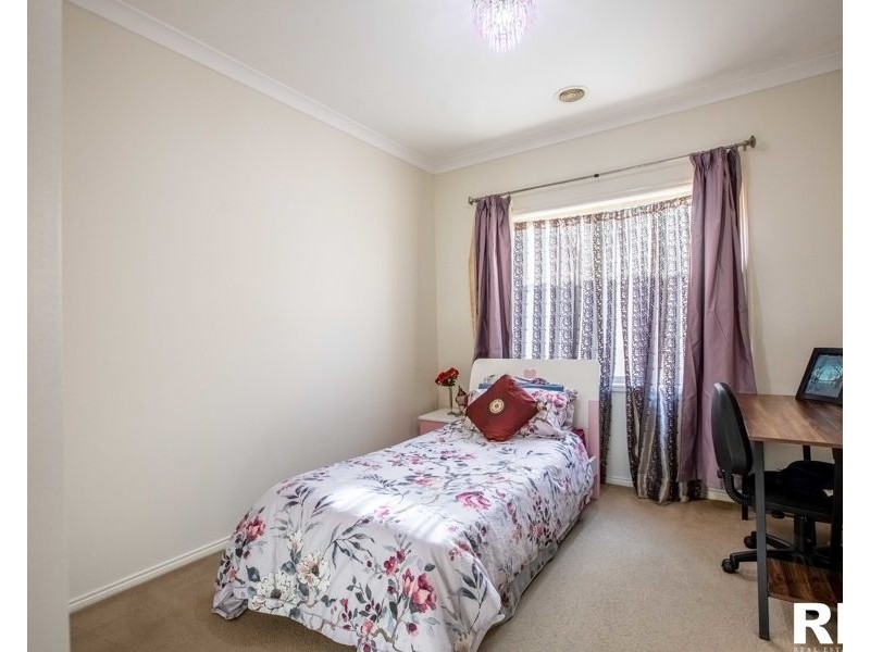2 FLETCHER STREET, Epping VIC 3076
