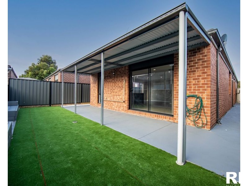 12 Bancroft St, Wollert VIC 3750