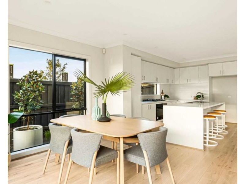 4 Selenium st, Kalkallo VIC 3064