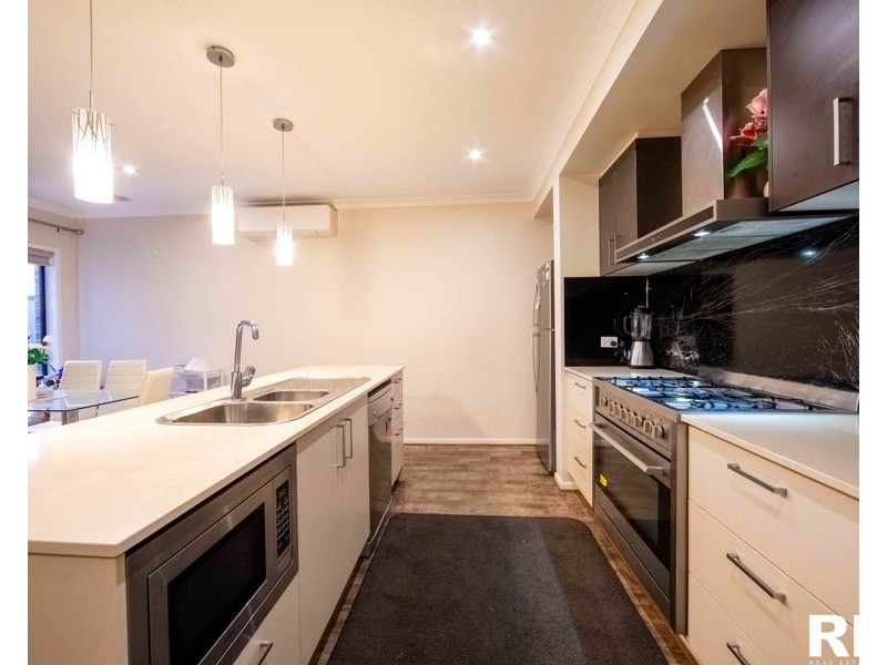 14 Eastwood St, Wollert VIC 3750