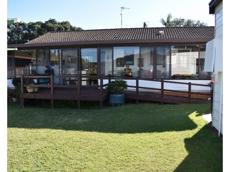 41 Currawong Crescent, South West Rocks NSW 2431