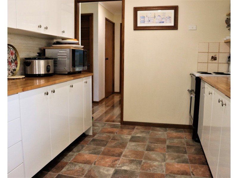 20 North Street, West Kempsey NSW 2440