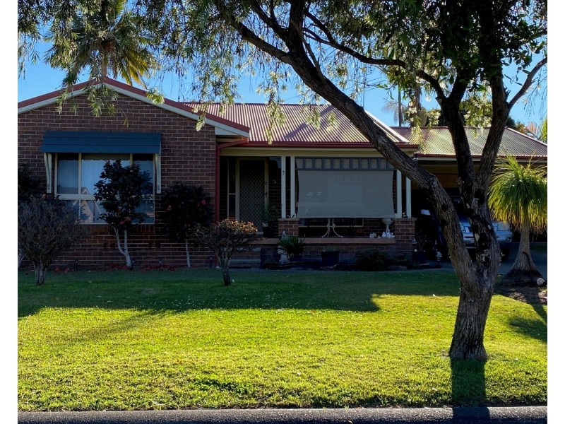 7 Cook Drive, South West Rocks NSW 2431