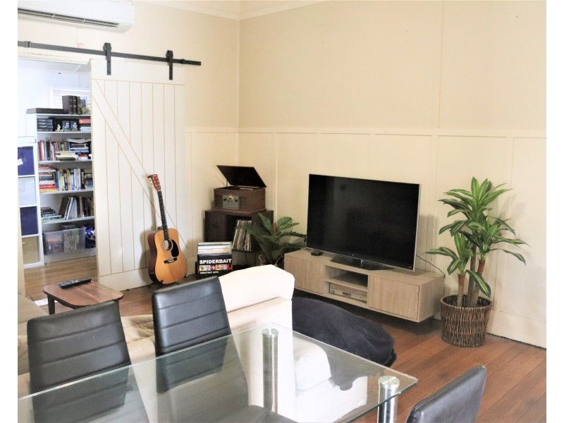 10 Queen Street, Greenhill NSW 2440