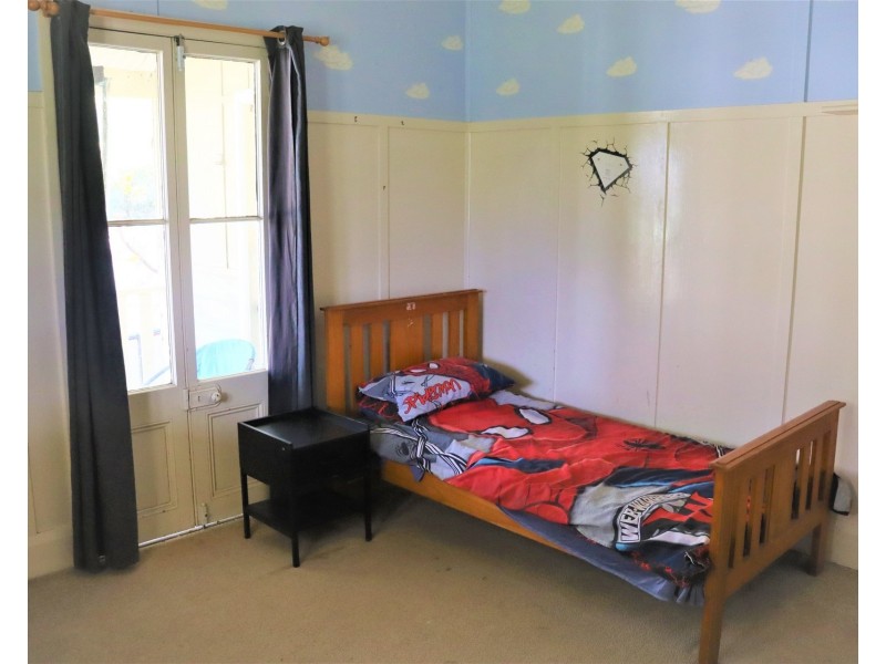 10 Queen Street, Greenhill NSW 2440