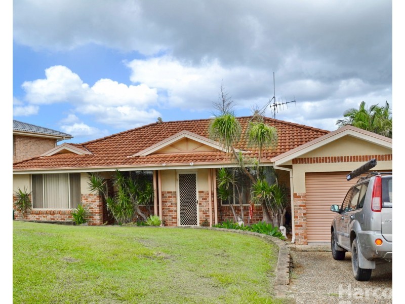 13 Peter Mark Circuit, South West Rocks NSW 2431