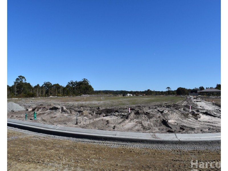 Lot Lot 6, 44 Waianbar Avenue, South West Rocks NSW 2431