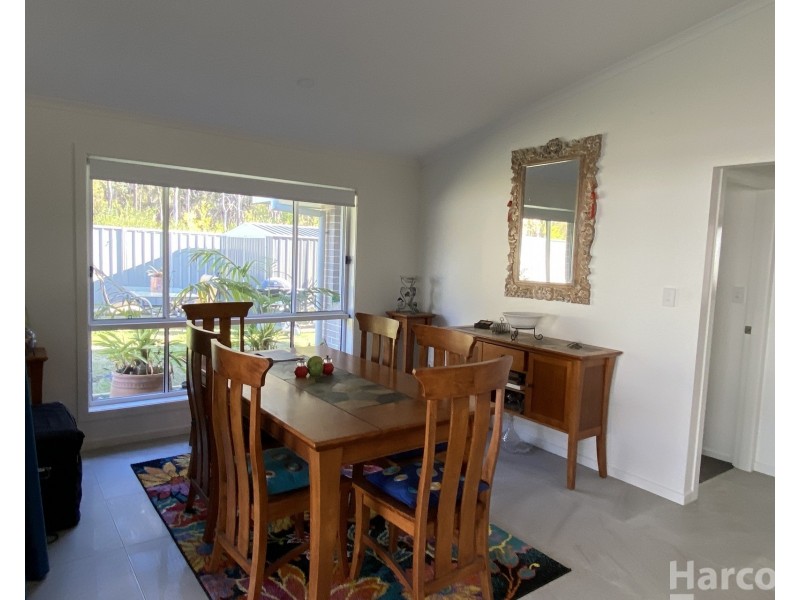 34 Keith Andrews Avenue, South West Rocks NSW 2431