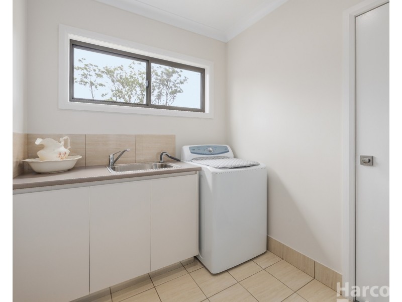 7 Daley Place, South Kempsey NSW 2440