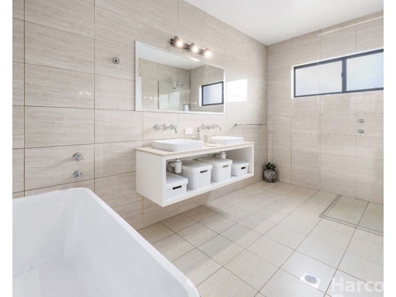 7 Daley Place, South Kempsey NSW 2440