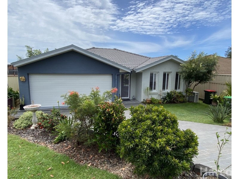 35 Keith Andrews Avenue, South West Rocks NSW 2431
