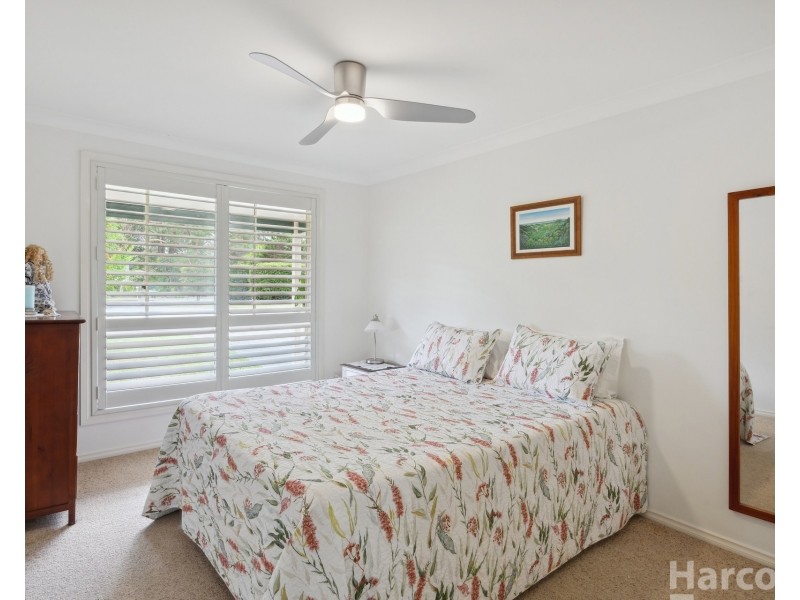 6 Hillview Drive, Yarravel NSW 2440
