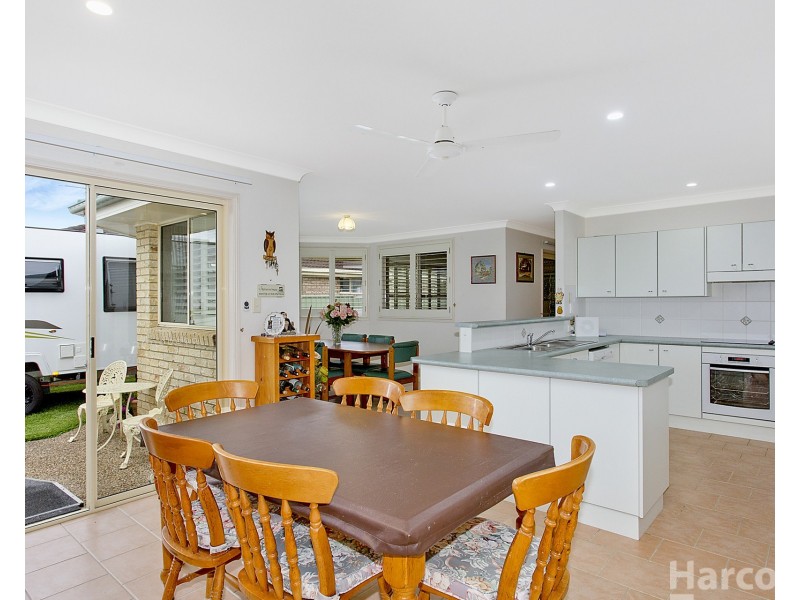 9 Athol Elliott Place, South West Rocks NSW 2431