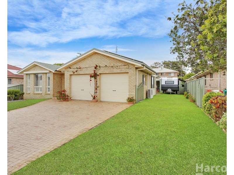 9 Athol Elliott Place, South West Rocks NSW 2431