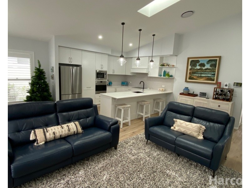12 Oakmont Drive, South West Rocks NSW 2431
