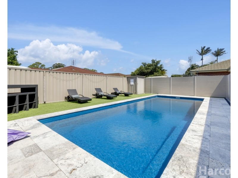 12 Athol Elliott Place, South West Rocks NSW 2431