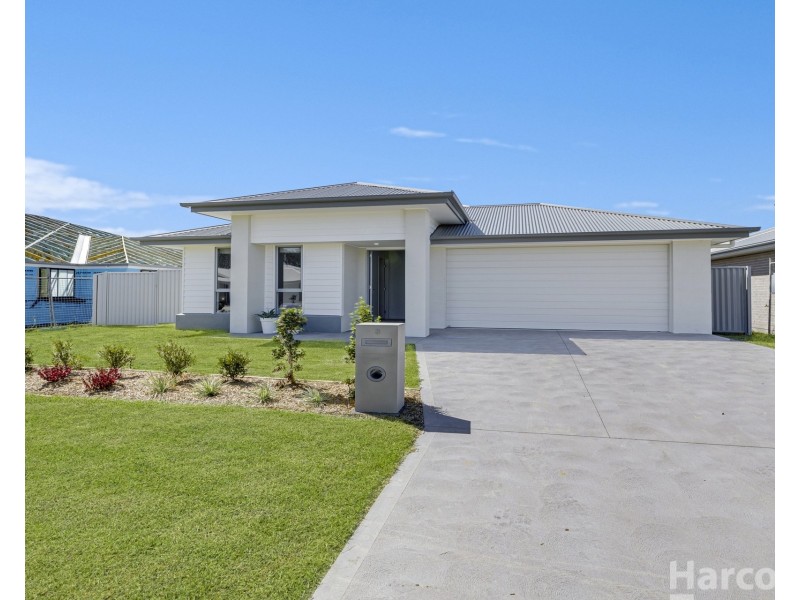 3 Medora Avenue, South West Rocks NSW 2431