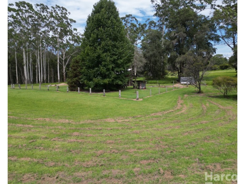 121 Johnsons Road, Collombatti NSW 2440