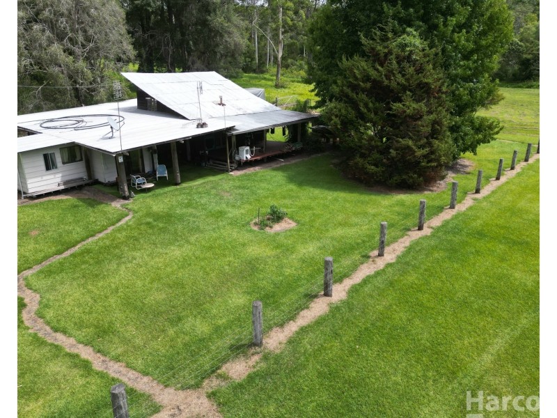 121 Johnsons Road, Collombatti NSW 2440