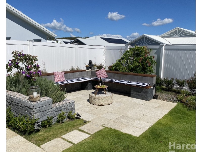 38 Oakmont Drive, South West Rocks NSW 2431