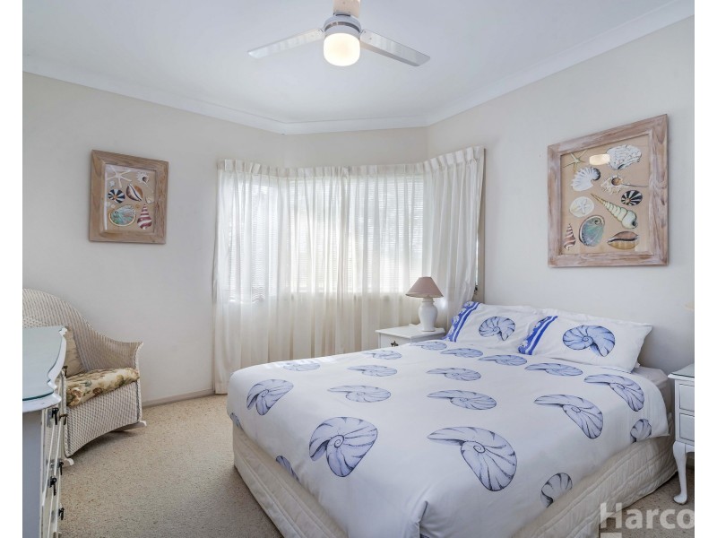25 Cook Drive, South West Rocks NSW 2431
