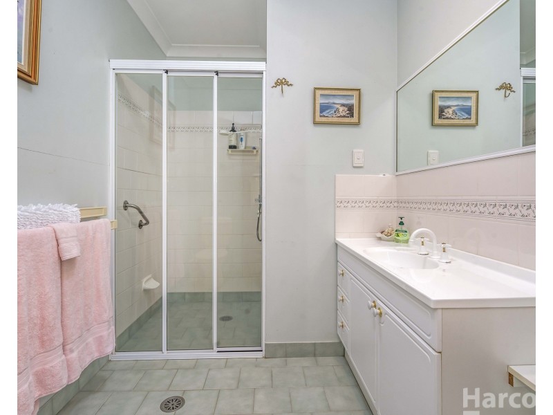 25 Cook Drive, South West Rocks NSW 2431