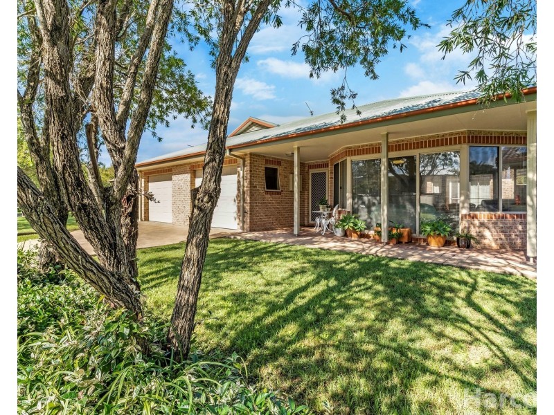 25 Cook Drive, South West Rocks NSW 2431