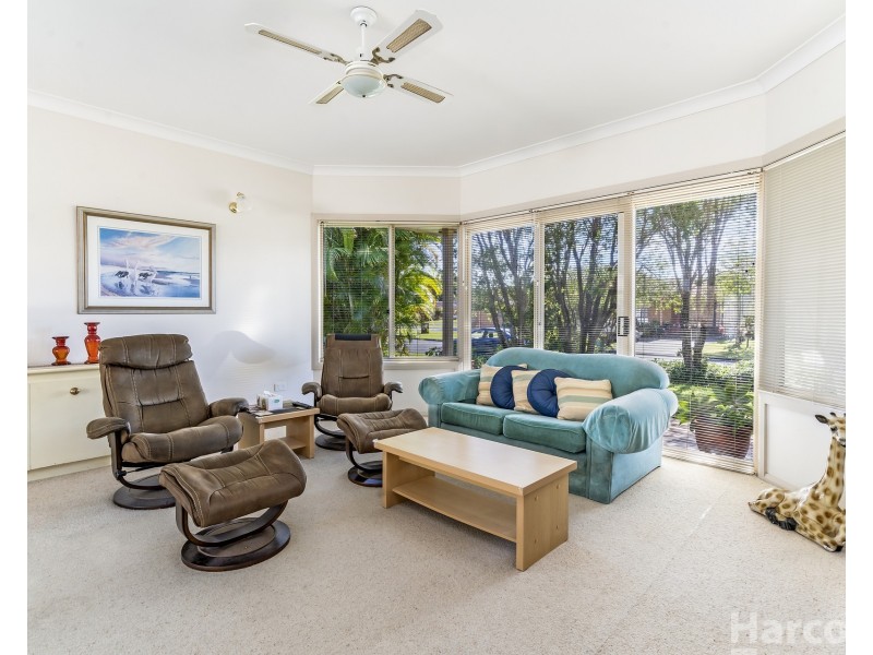 25 Cook Drive, South West Rocks NSW 2431