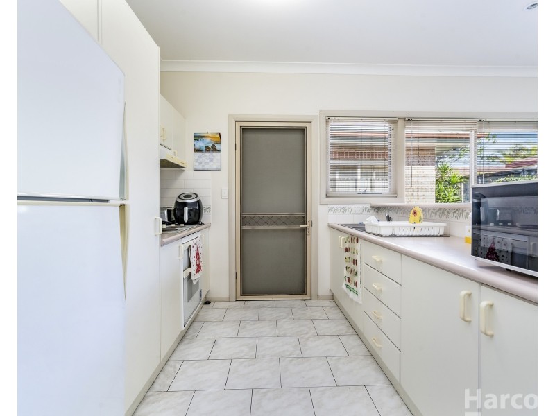 25 Cook Drive, South West Rocks NSW 2431