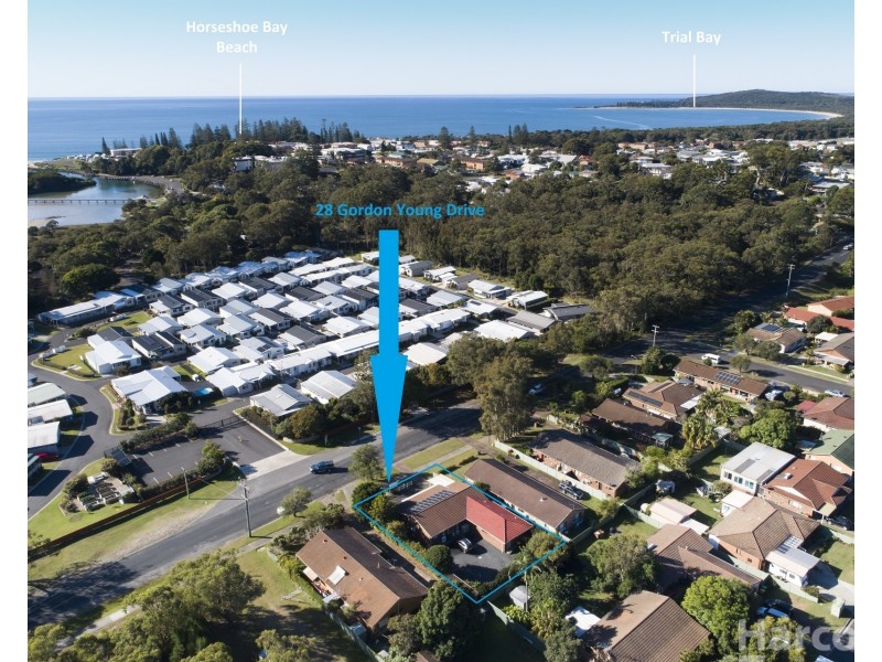 28 Gordon Young Drive, South West Rocks NSW 2431