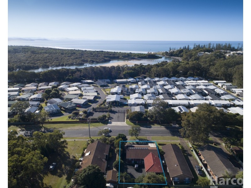 28 Gordon Young Drive, South West Rocks NSW 2431