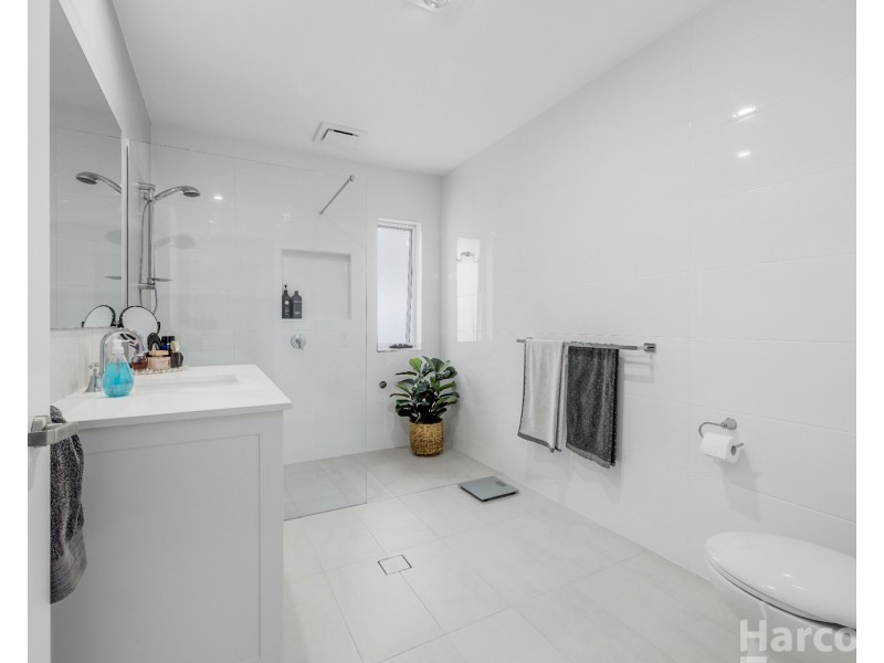 23 Oakmont Drive, South West Rocks NSW 2431