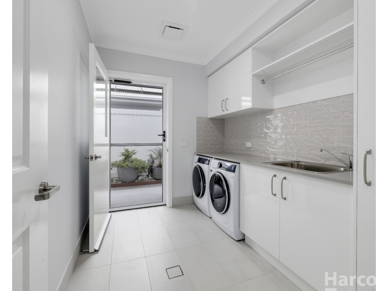 23 Oakmont Drive, South West Rocks NSW 2431