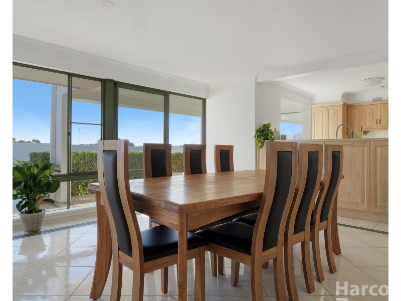 14 Olga Circuit, South West Rocks NSW 2431