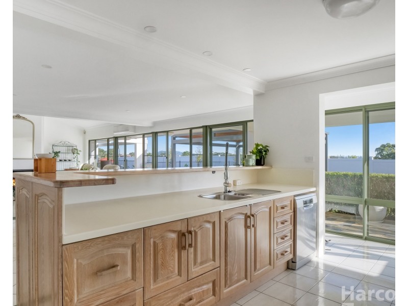 14 Olga Circuit, South West Rocks NSW 2431