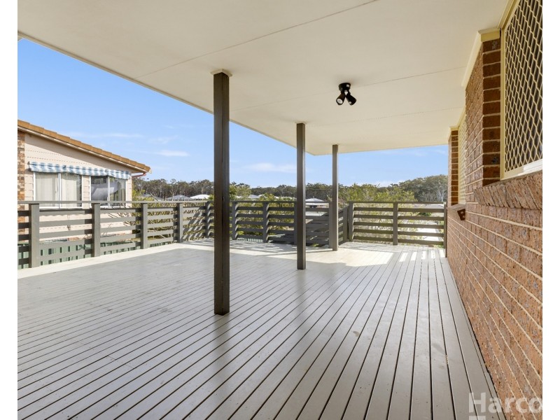 17 Crystal Place, South West Rocks NSW 2431