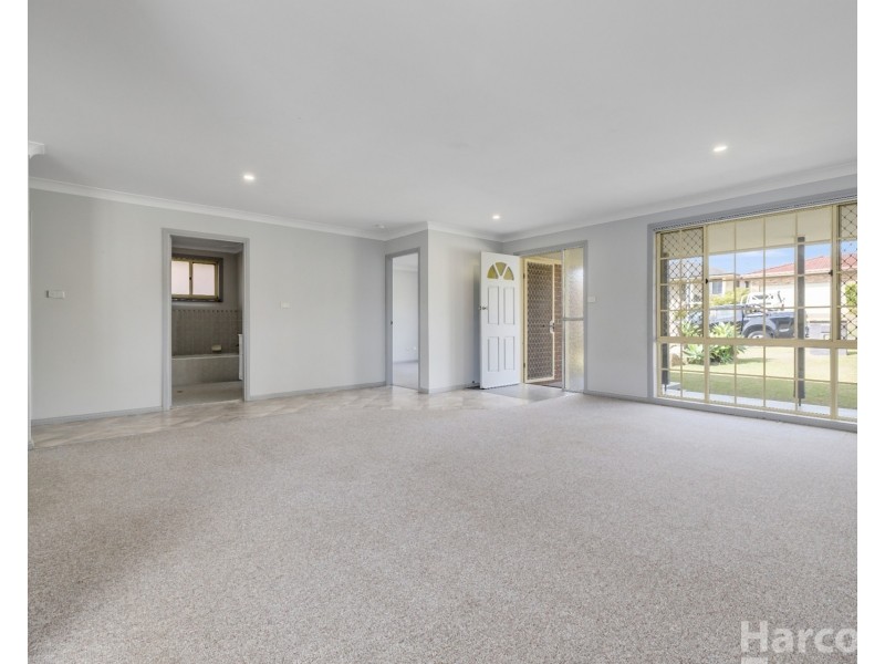 17 Crystal Place, South West Rocks NSW 2431