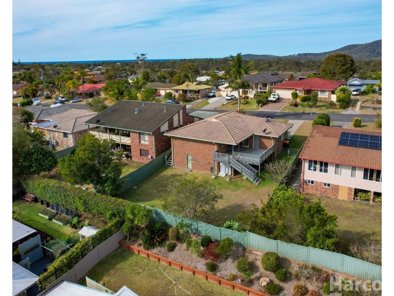 17 Crystal Place, South West Rocks NSW 2431