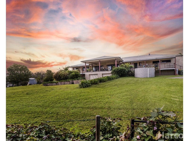 22 Caerlon Place, Greenhill NSW 2440