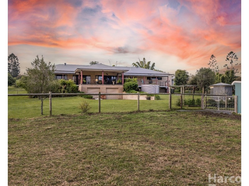 22 Caerlon Place, Greenhill NSW 2440