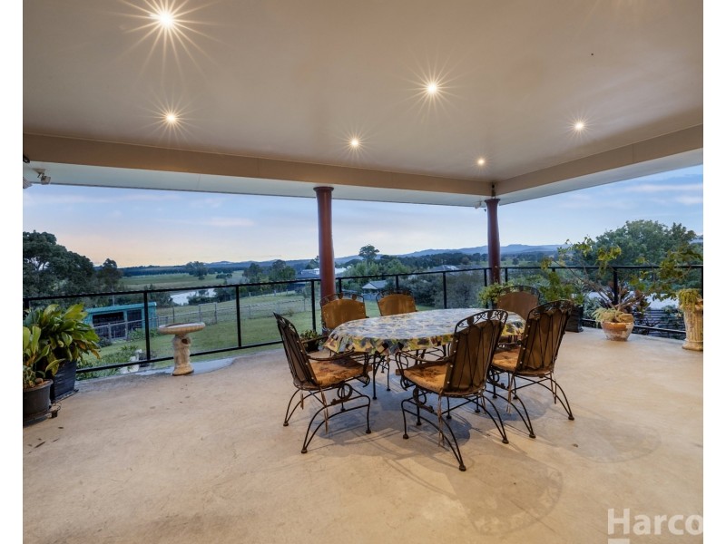 22 Caerlon Place, Greenhill NSW 2440