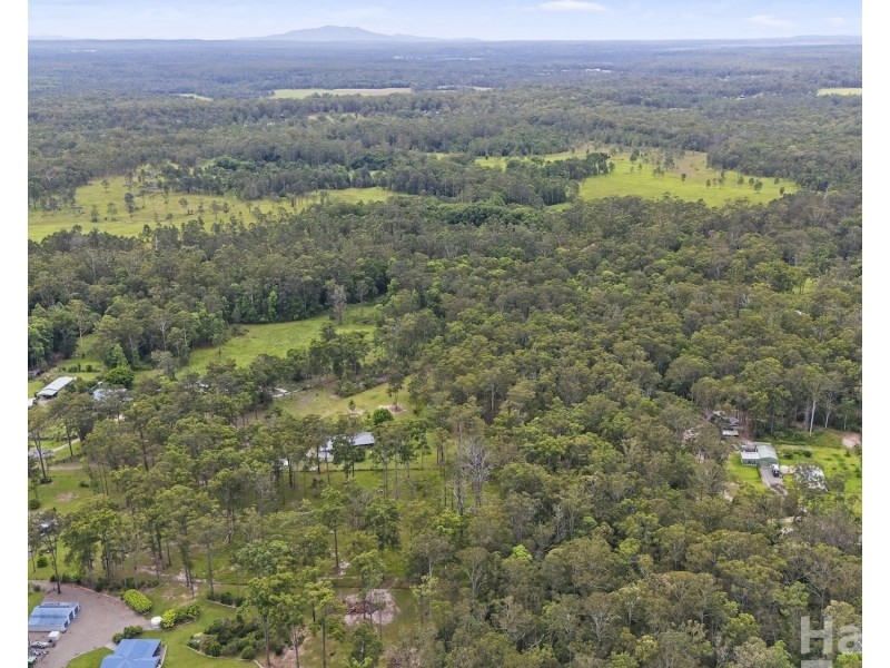 62 Bloodwood Crescent, Yarravel NSW 2440