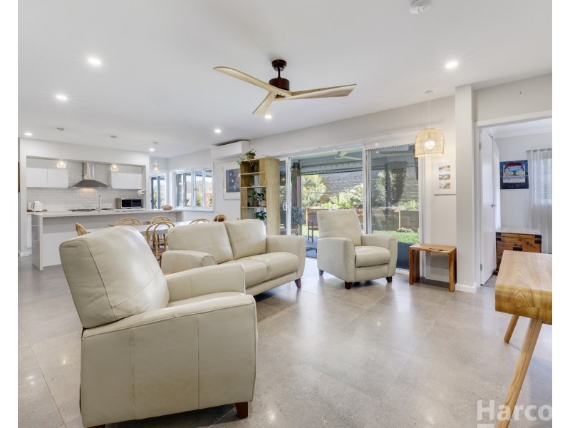 15 Rosedale Avenue, South West Rocks NSW 2431