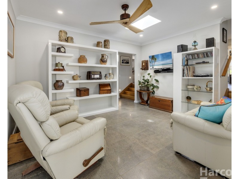 15 Rosedale Avenue, South West Rocks NSW 2431