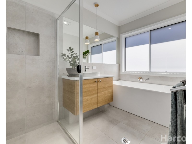 15 Rosedale Avenue, South West Rocks NSW 2431