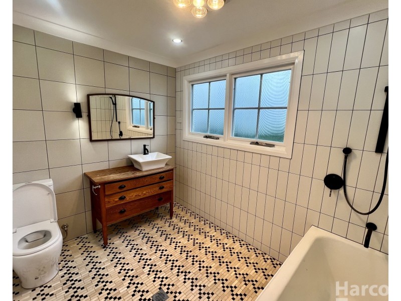 299 River Street, Greenhill NSW 2440